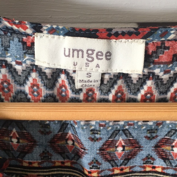 Patterned Tunic Top - Picture 3 of 3